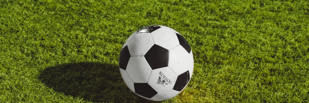 NBA总决赛第七场湖人队对阵凯尔特人队的高清直播画面